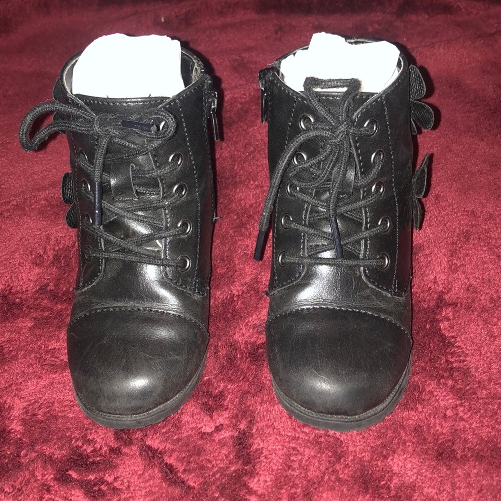 Black kids boots